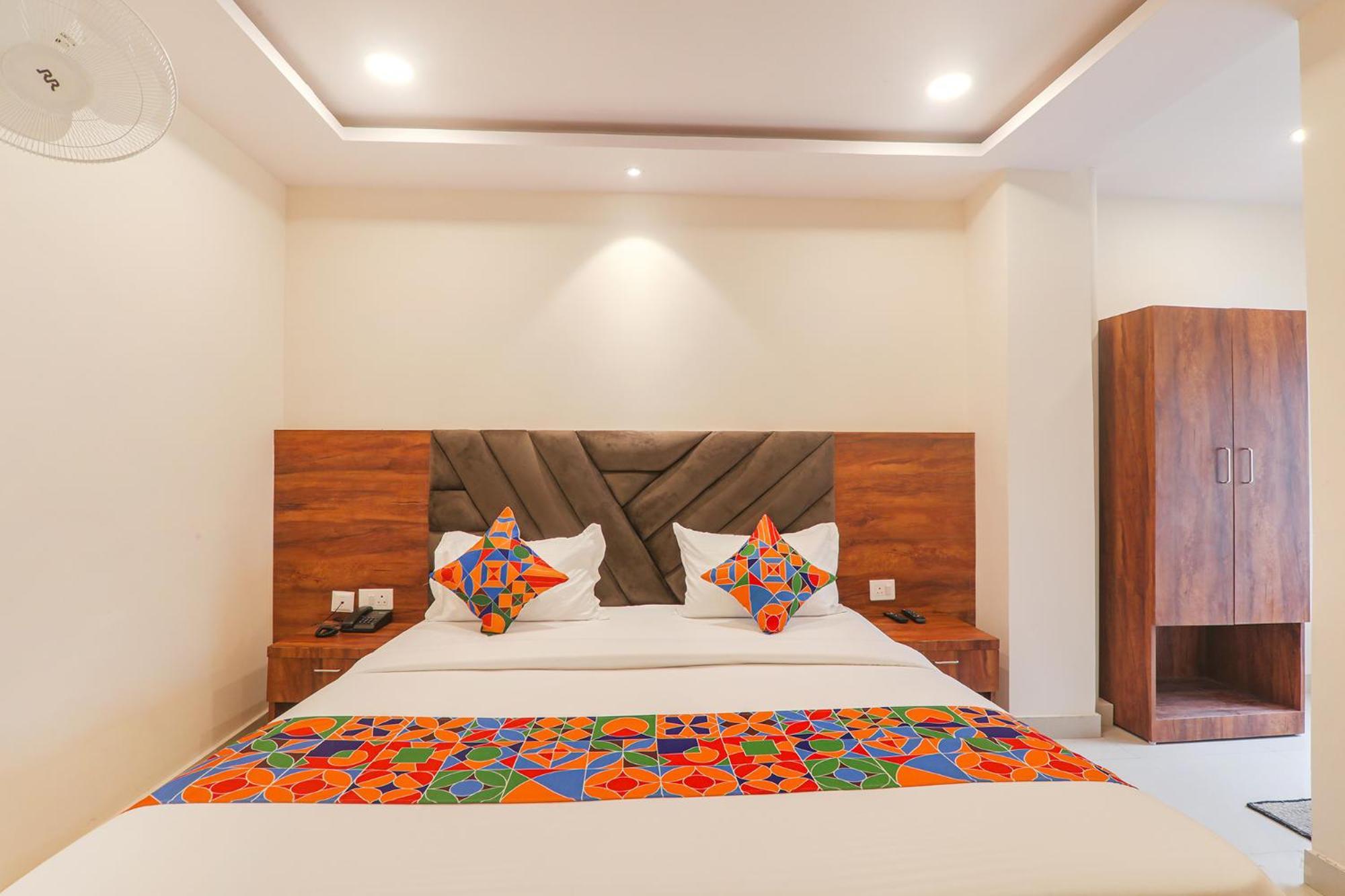 Fabhotel Rachna Palace And Banquets - Nr Lekhraj Metro Station Lucknow Ngoại thất bức ảnh